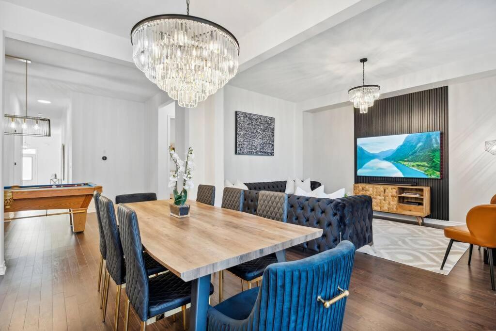 Barrie Luxe, Pool Table 6 Bedroom 6 Ba Custom Design A+ Location Exterior foto