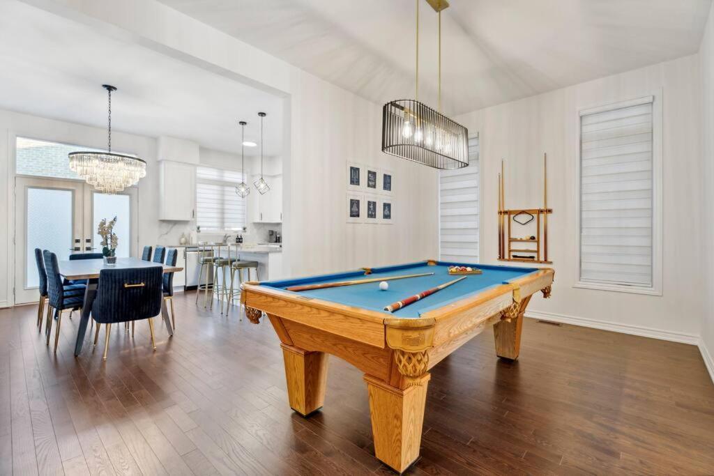 Barrie Luxe, Pool Table 6 Bedroom 6 Ba Custom Design A+ Location Exterior foto